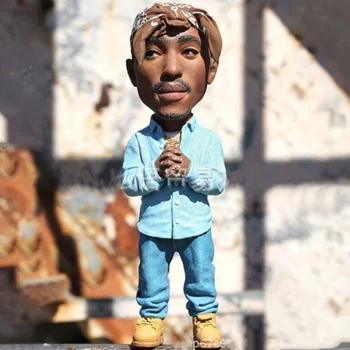 10 cm Malé Pop Rapper Star 2Pac Tupac Obrázok Cool Hip Hop Chlap Tvorivé Ploche Socha Domov Obývacia Izba Office Dekor Potent Bábika